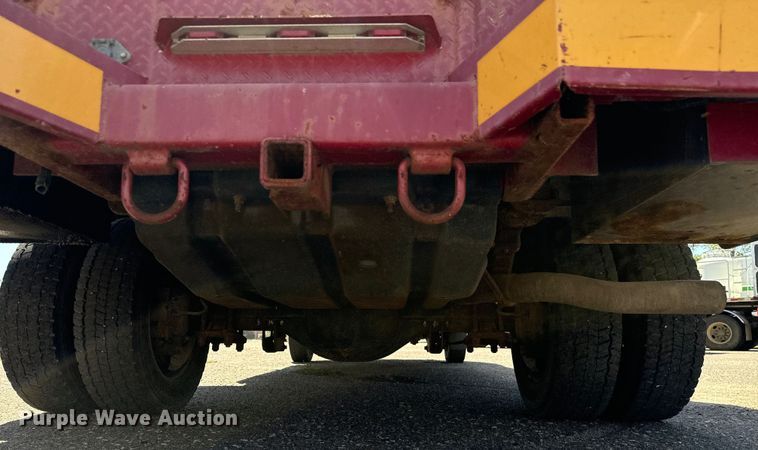 image for item NH9399 2007 Ford F550 Super Duty XL brush fire truck