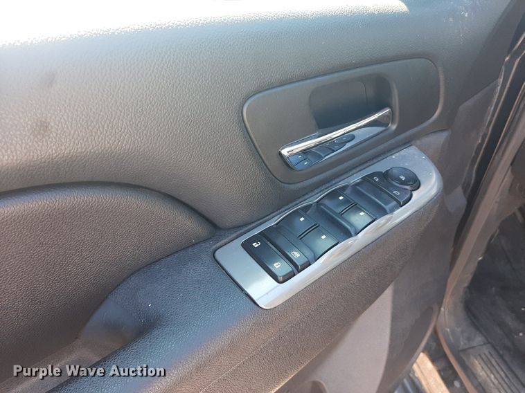 image for item NH9400 2013 Chevrolet Tahoe Police SUV