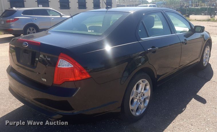 image for item NH9403 2010 Ford  Fusion SE 