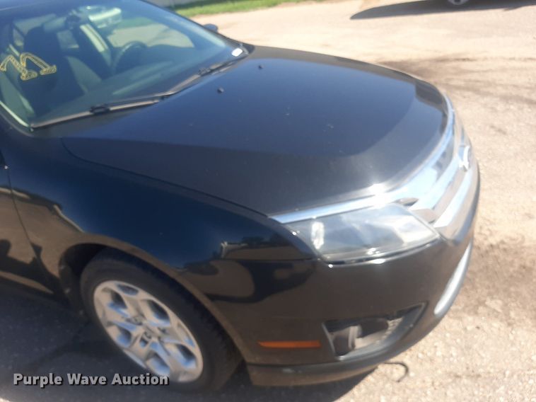 image for item NH9403 2010 Ford  Fusion SE 