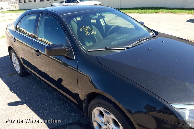 image for item NH9403 2010 Ford  Fusion SE 