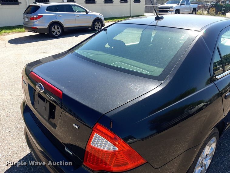 image for item NH9403 2010 Ford  Fusion SE 