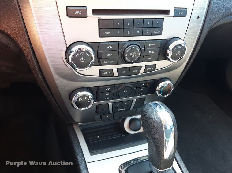 image for item NH9403 2010 Ford  Fusion SE 