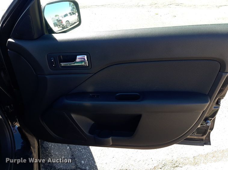 image for item NH9403 2010 Ford  Fusion SE 