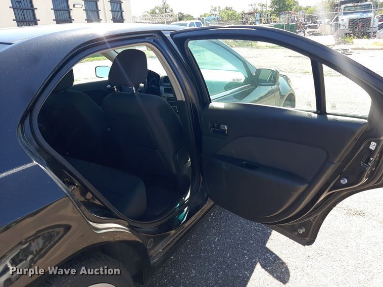 image for item NH9403 2010 Ford  Fusion SE 