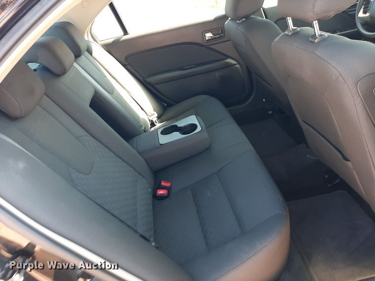 image for item NH9403 2010 Ford  Fusion SE 