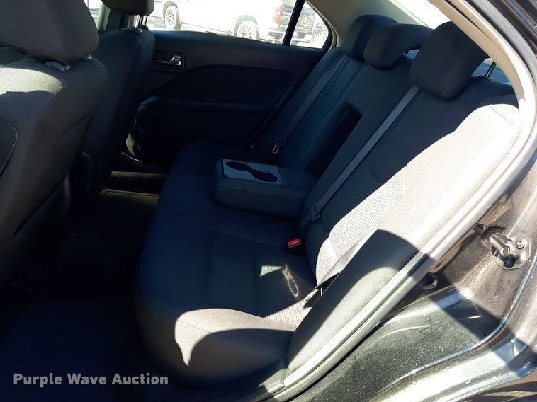 image for item NH9403 2010 Ford  Fusion SE 