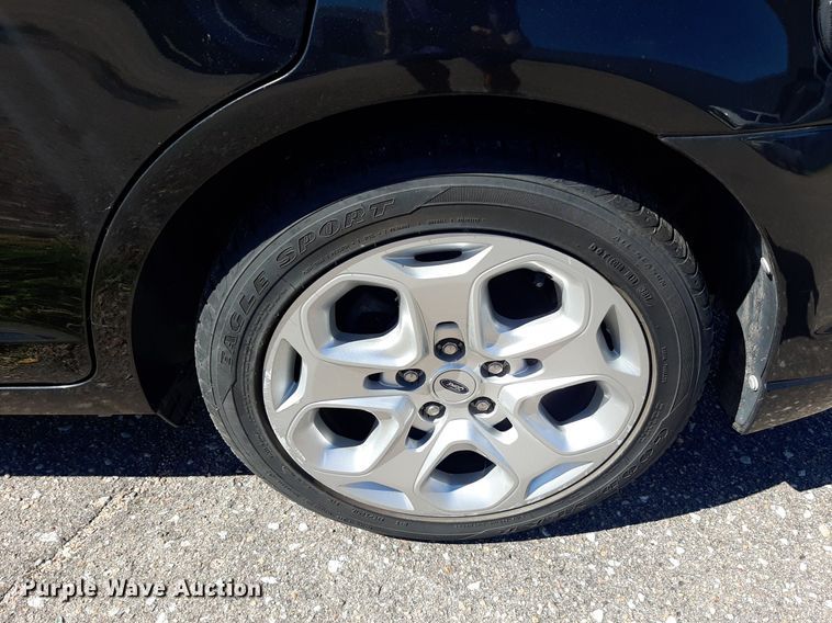 image for item NH9403 2010 Ford  Fusion SE 