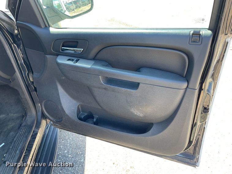 image for item NH9405 2014 Chevrolet Tahoe Police SUV