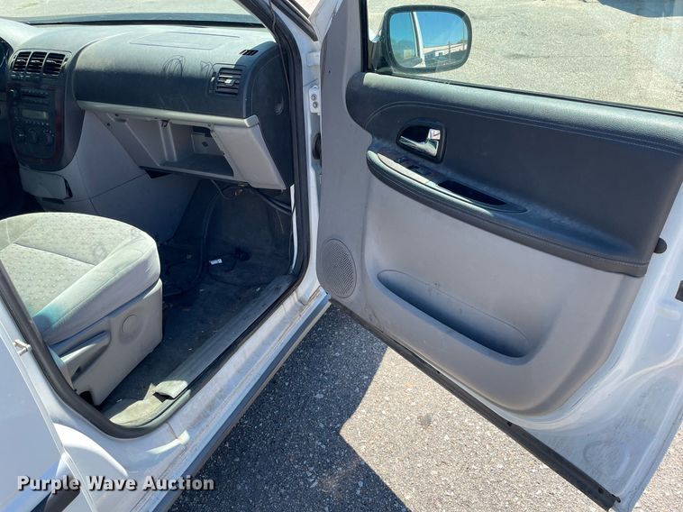 image for item NH9407 2007 Chevrolet Uplander van