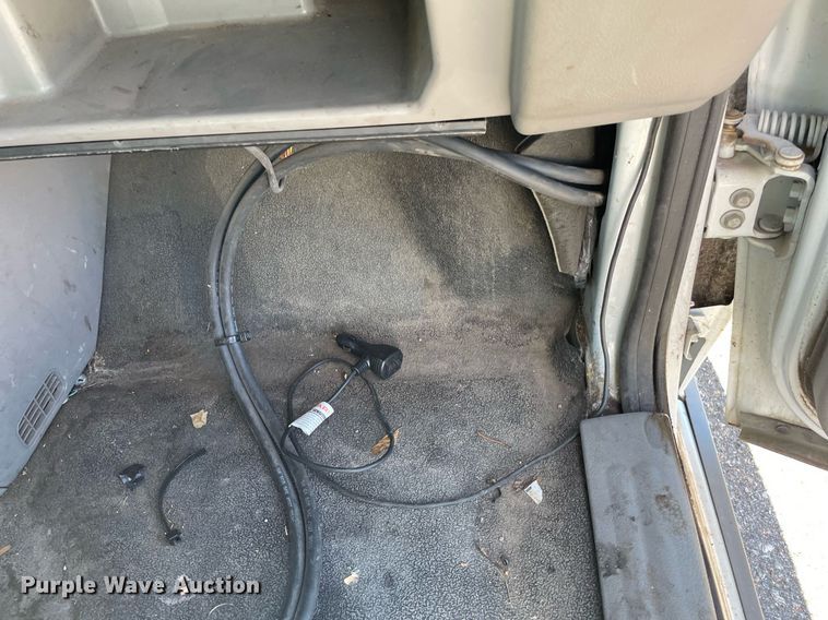 image for item NH9407 2007 Chevrolet Uplander van