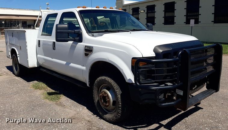 image for item NH9408 2008 Ford  F350 Super Duty Crew Cab utility / service truck