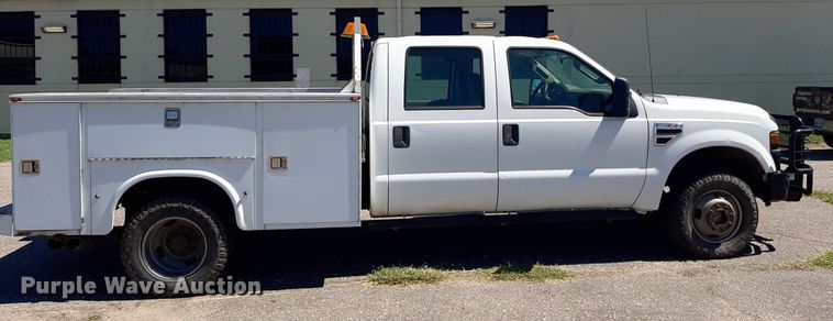 image for item NH9408 2008 Ford  F350 Super Duty Crew Cab utility / service truck