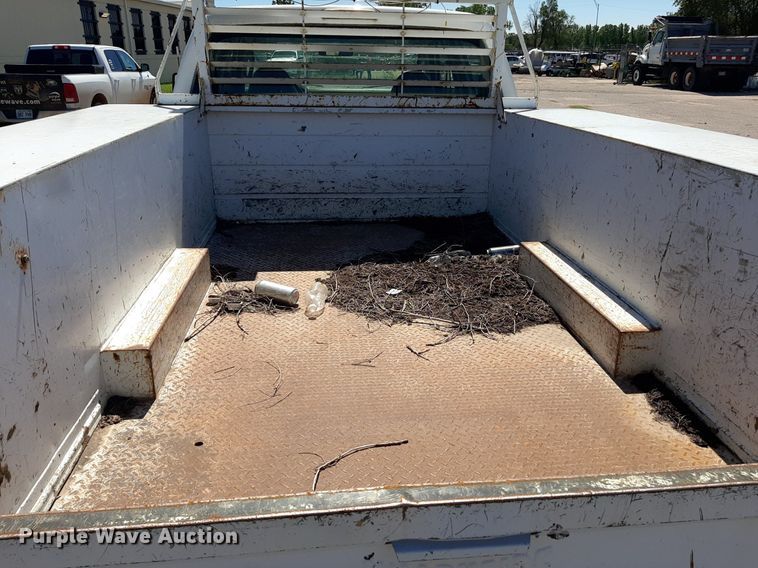 image for item NH9408 2008 Ford  F350 Super Duty Crew Cab utility / service truck