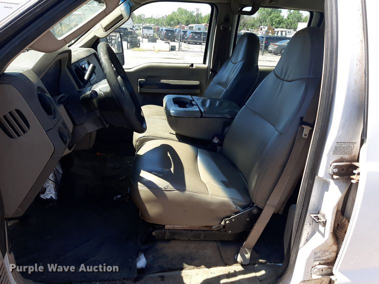 image for item NH9408 2008 Ford  F350 Super Duty Crew Cab utility / service truck