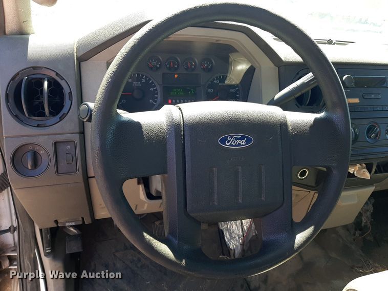 image for item NH9408 2008 Ford  F350 Super Duty Crew Cab utility / service truck
