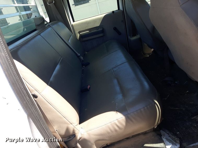 image for item NH9408 2008 Ford  F350 Super Duty Crew Cab utility / service truck