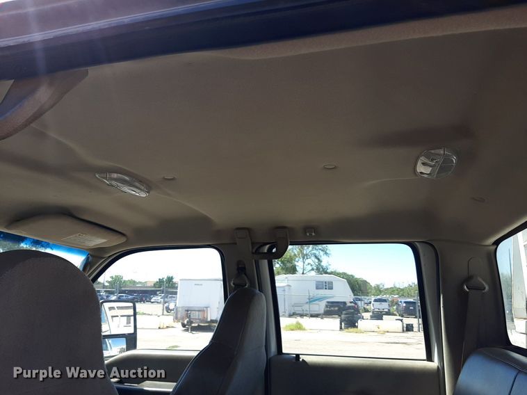 image for item NH9408 2008 Ford  F350 Super Duty Crew Cab utility / service truck