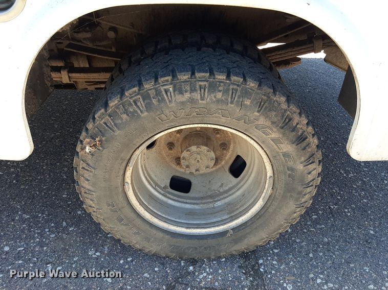 image for item NH9408 2008 Ford  F350 Super Duty Crew Cab utility / service truck