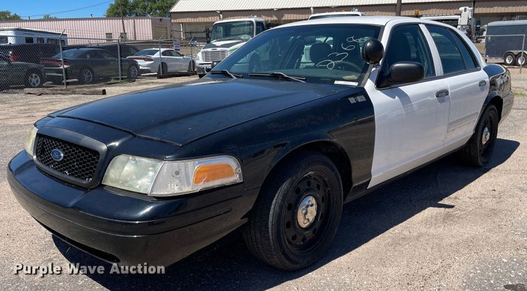 image for item NH9410 2011 Ford Crown Victoria Police Interceptor 