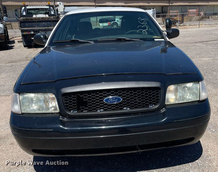 image for item NH9410 2011 Ford Crown Victoria Police Interceptor 