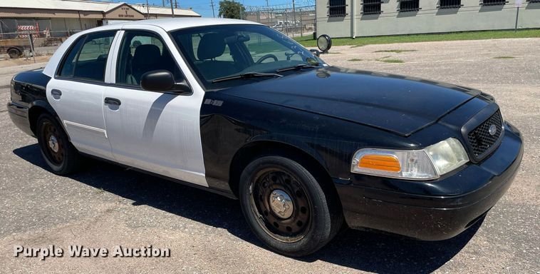 image for item NH9410 2011 Ford Crown Victoria Police Interceptor 