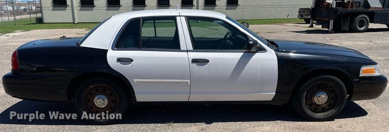 image for item NH9410 2011 Ford Crown Victoria Police Interceptor 