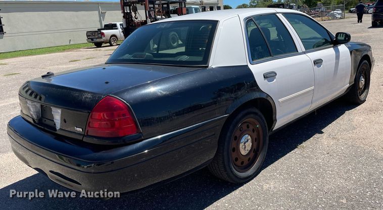 image for item NH9410 2011 Ford Crown Victoria Police Interceptor 