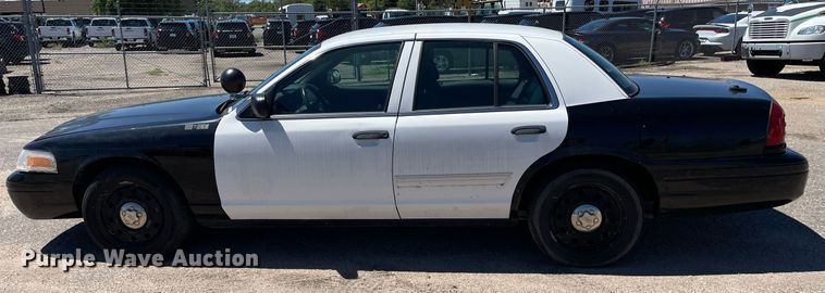 image for item NH9410 2011 Ford Crown Victoria Police Interceptor 