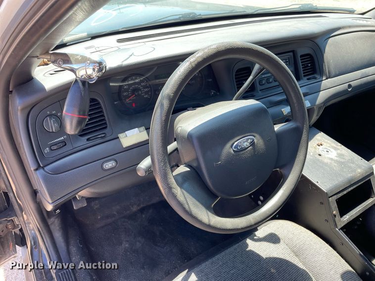 image for item NH9410 2011 Ford Crown Victoria Police Interceptor 