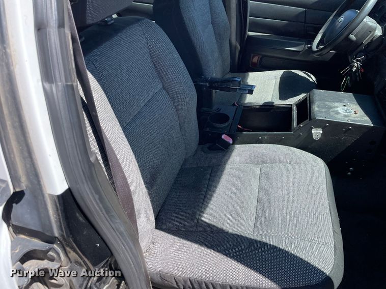 image for item NH9410 2011 Ford Crown Victoria Police Interceptor 