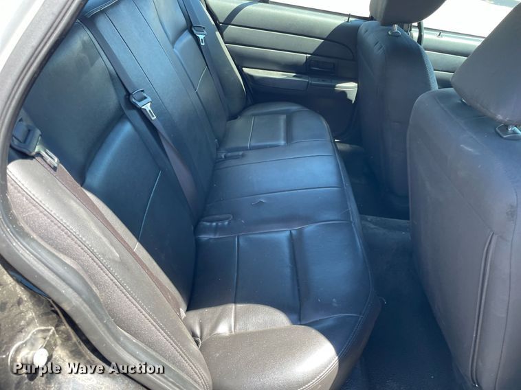 image for item NH9410 2011 Ford Crown Victoria Police Interceptor 