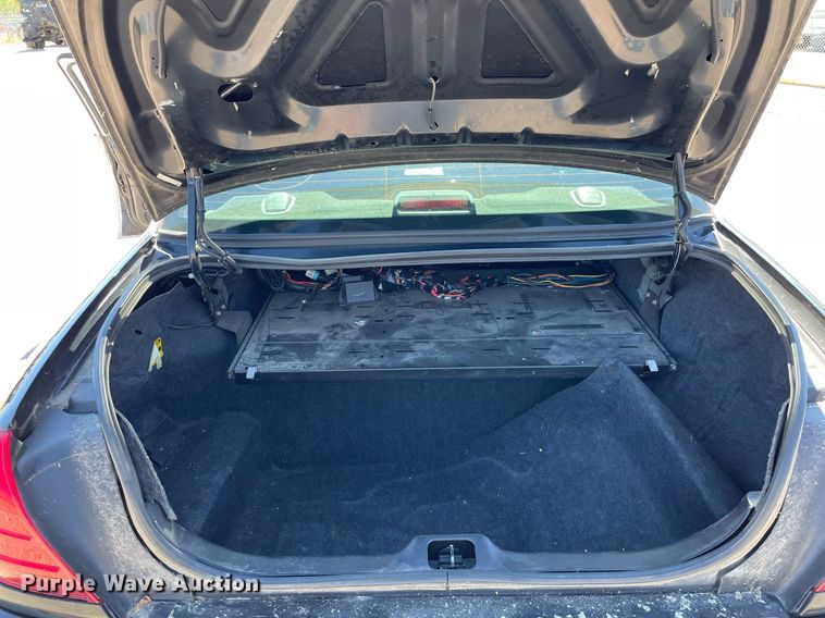 image for item NH9410 2011 Ford Crown Victoria Police Interceptor 