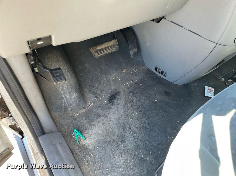 image for item NH9412 2008 Chevrolet Uplander  van