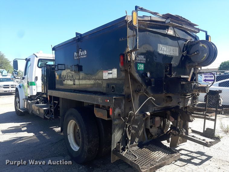 image for item NH9413 2012 Freightliner  Business Class M2 pothole patcher truck