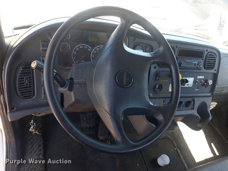 image for item NH9413 2012 Freightliner  Business Class M2 pothole patcher truck