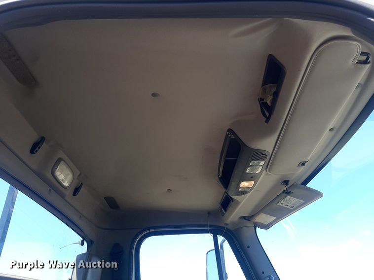 image for item NH9413 2012 Freightliner  Business Class M2 pothole patcher truck