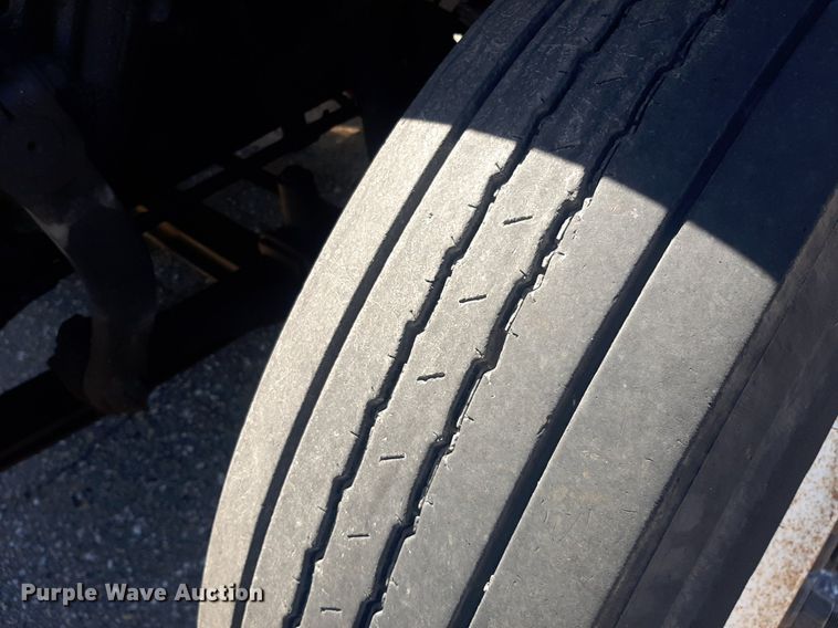 image for item NH9413 2012 Freightliner  Business Class M2 pothole patcher truck