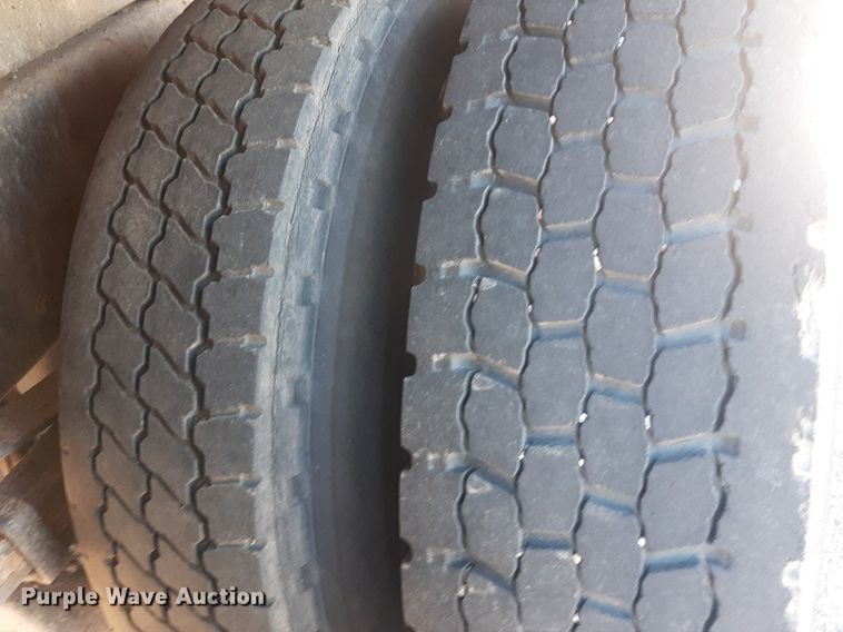 image for item NH9413 2012 Freightliner  Business Class M2 pothole patcher truck