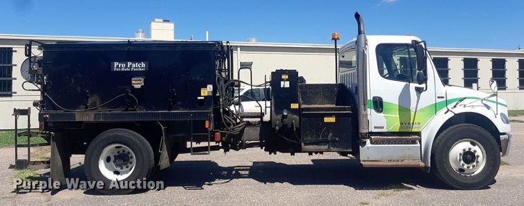 image for item NH9415 2012 Freightliner Business Class M2 pothole patcher truck