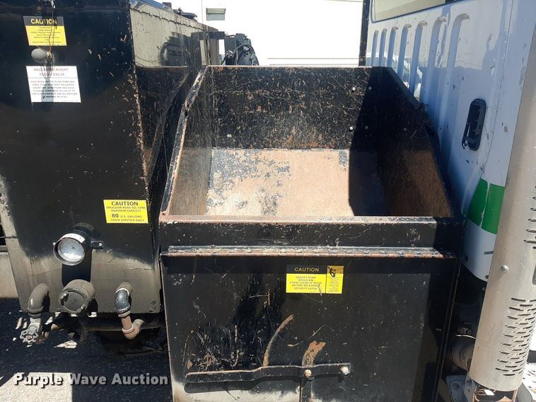 image for item NH9415 2012 Freightliner Business Class M2 pothole patcher truck