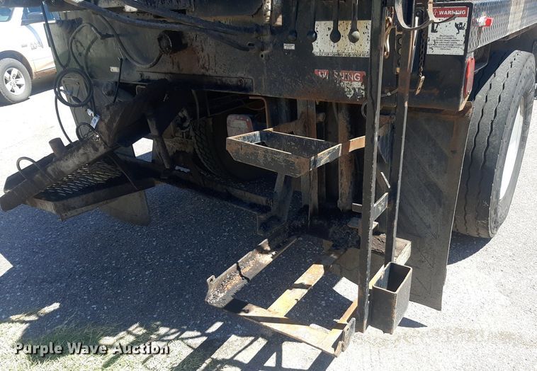 image for item NH9415 2012 Freightliner Business Class M2 pothole patcher truck