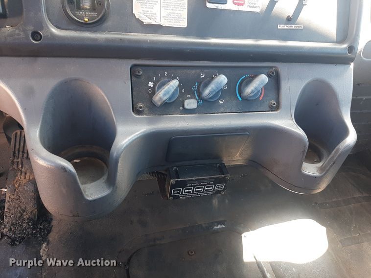 image for item NH9415 2012 Freightliner Business Class M2 pothole patcher truck