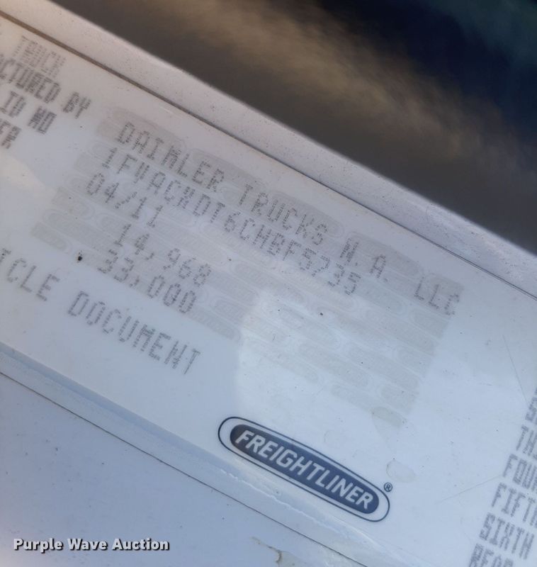 image for item NH9415 2012 Freightliner Business Class M2 pothole patcher truck