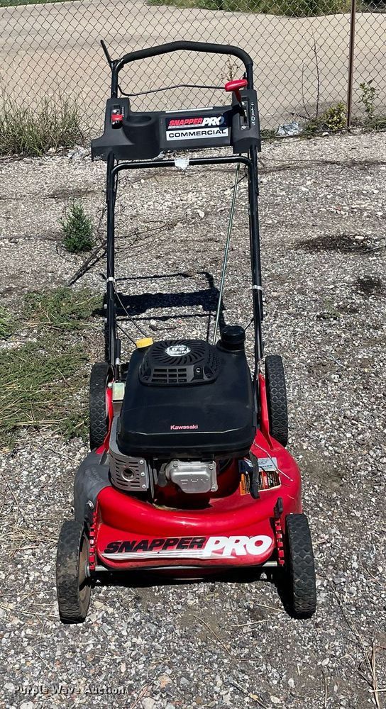 image for item NH9422 Snapper Pro Walk lawn mower