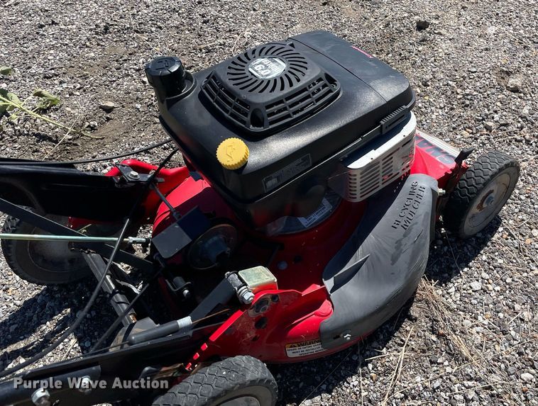 image for item NH9422 Snapper Pro Walk lawn mower