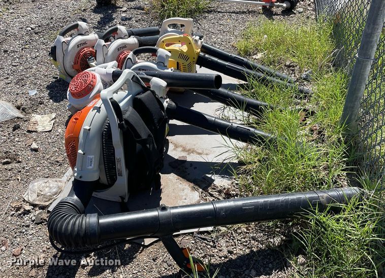 image for item NH9423 (8) leaf blowers