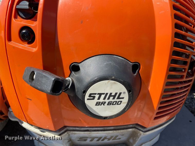 image for item NH9423 (8) leaf blowers