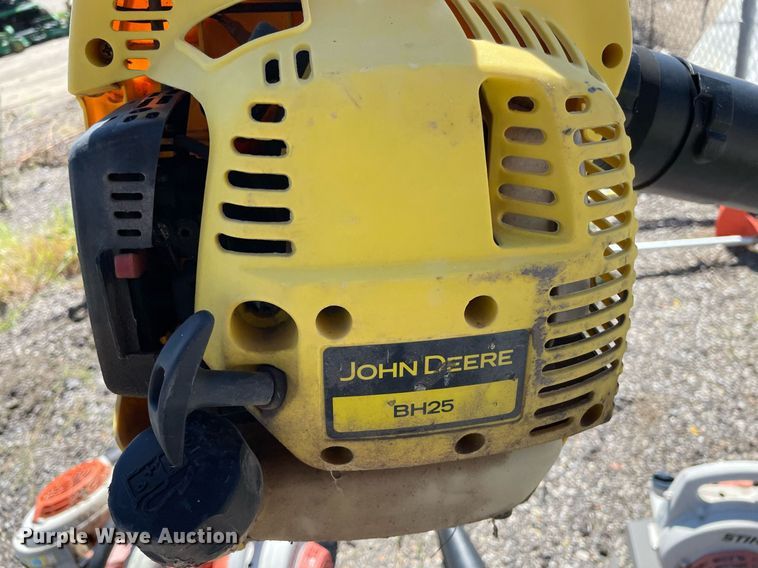 image for item NH9423 (8) leaf blowers