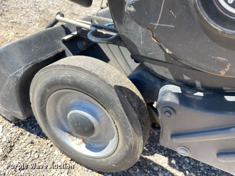 image for item NH9424 Baker chipper vacuum